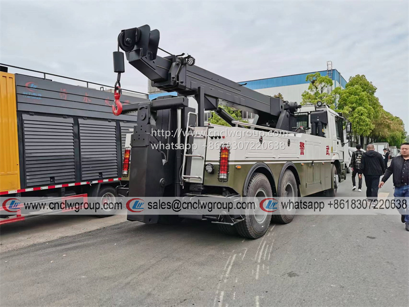 Sinotruk HOWO military 6x6 20t 30t rotator wrecker tow truck