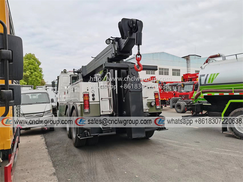 Sinotruk HOWO military 6x6 20t 30t rotator wrecker tow truck