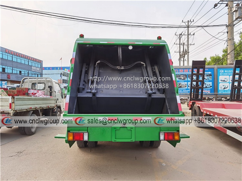 ISUZU FRR 190HP 7cbm garbage compactor truck