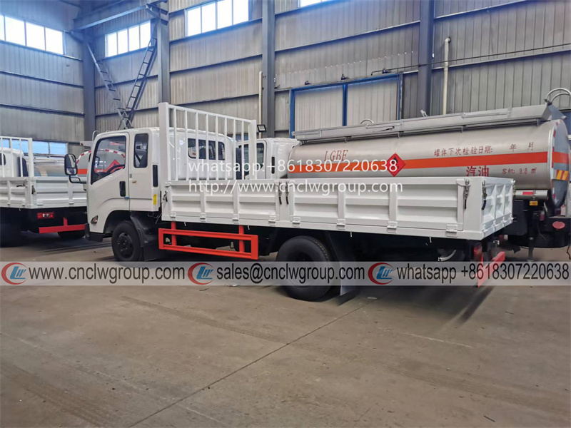 JMC single half cab 4.5m lorry fence cargo truck