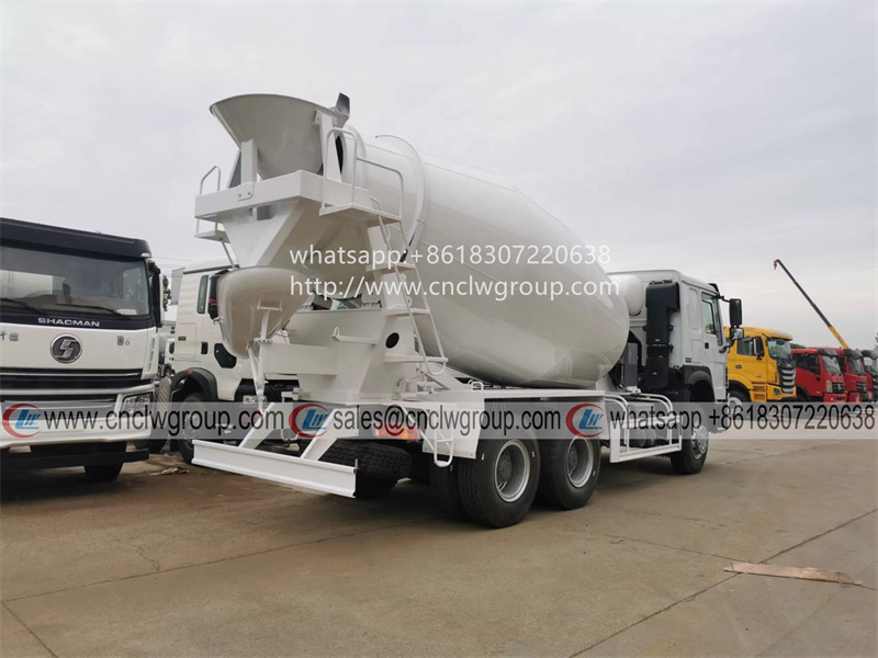 Sinotruk HOWO 6x4 10m3 12m3 14m3 Concrete Mixer Truck