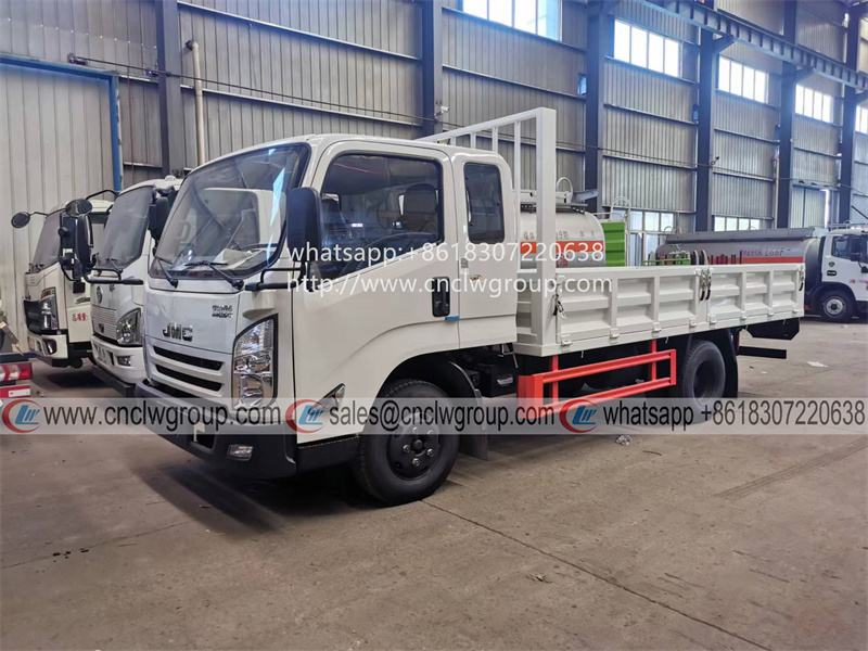 JMC single half cab 4.5m lorry fence cargo truck