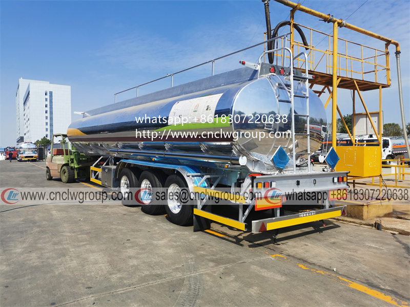 Top Quality 42000 liter Aluminum Alloy Diesel Fuel Tank Semi Trailer Exported to Saudi Arabia