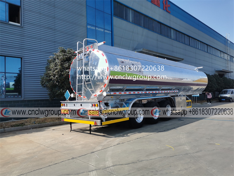 Top Quality 42000 liter Aluminum Alloy Diesel Fuel Tank Semi Trailer Exported to Saudi Arabia