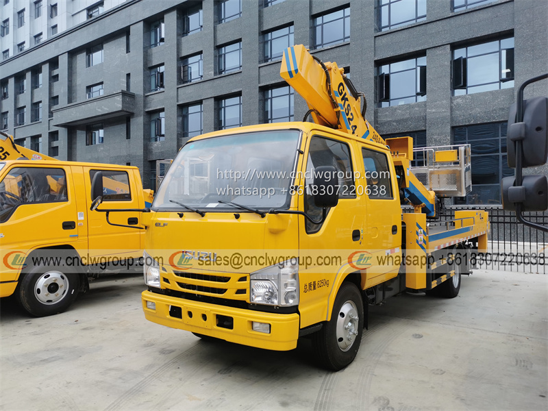 ISUZU ELF 24m aerial work platform truck