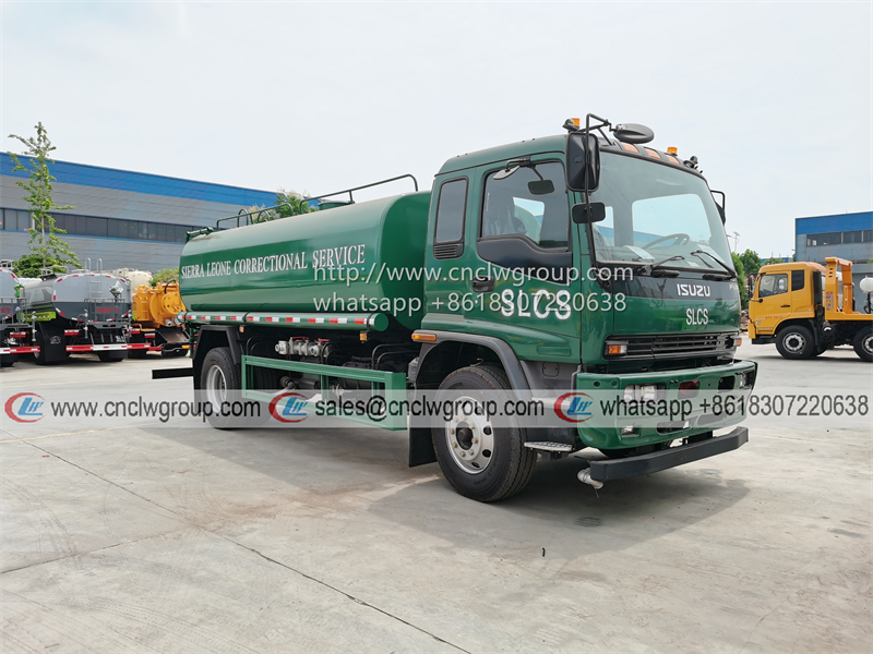 ISUZU FVR 240HP 12000 liter Water Sprinkler Truck