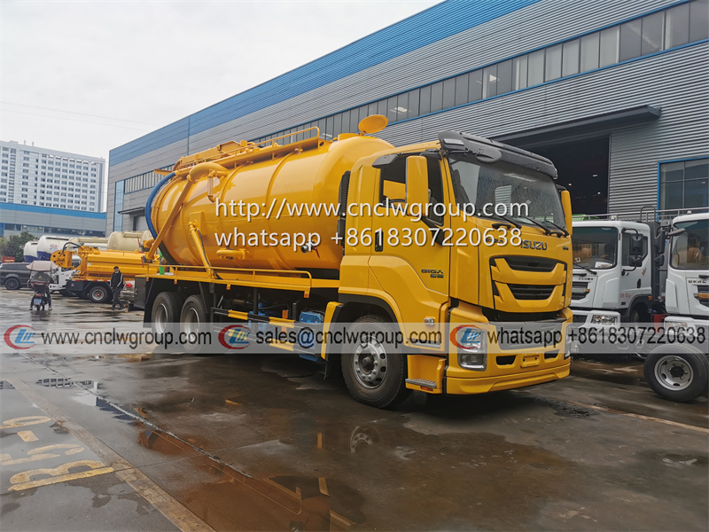 ISUZU GIGA 6x4 20000 liter Vacuum Septic Tanker for Sewer Jetting and Sewage Suction Truck