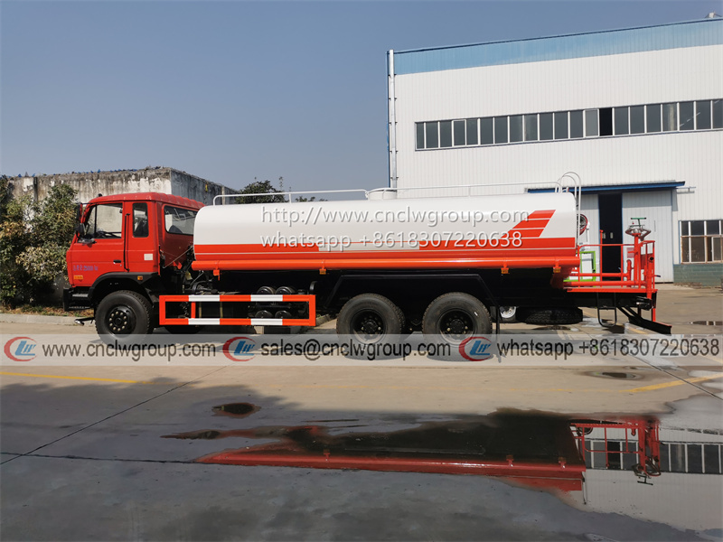 Dongfeng 153 6x4 20000 liter water tanker sprinkler truck