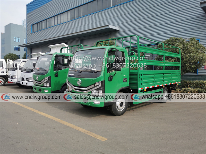 Dongfeng Euro5 14ft high fence logistic lorry grain transport cargo truck