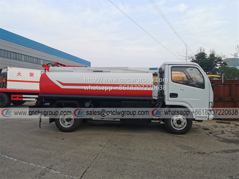 Dongfeng RHD 5000 liter mobile refueling petrol fuel tankers dispenser truck