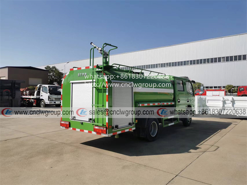 Dongfeng double cab 3000 liter mini fire rescue water tanker fire engine truck
