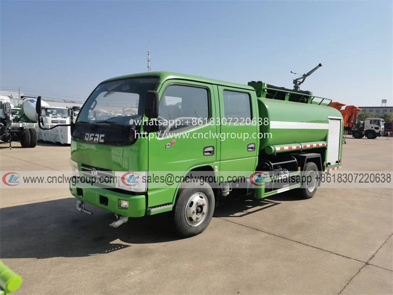 Dongfeng double cab 3000 liter mini fire rescue water tanker fire engine truck