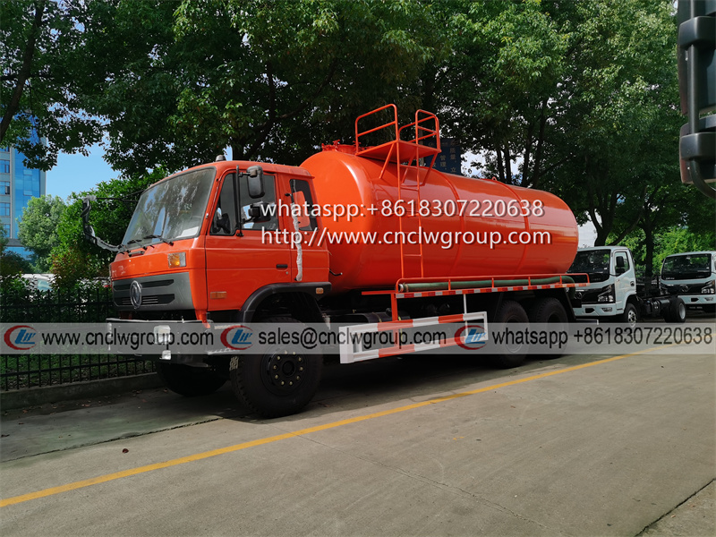 Dongfeng 153 6x4 18000 liter vacuum sewage suction tanker truck