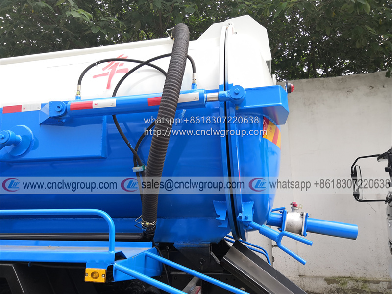 Dongfeng KingRun 10m3 Vacuum Sewage Suction Truck