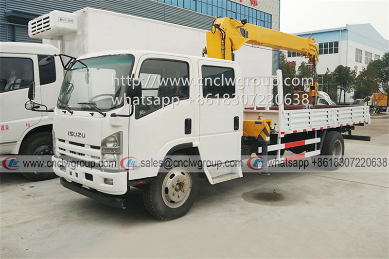 ISUZU 700P Double Cab Truck Mounted 4T Crane