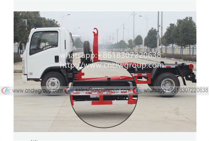 ISUZU 6-8 Ton Hook lift Garbage Truck