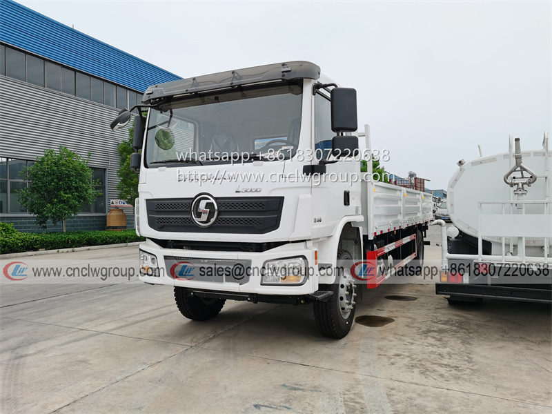 SHACMAN L3000 10-15 ton 7.5m fence body cargo truck