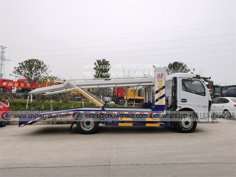 Dongfeng 2 two-position car carrier truck