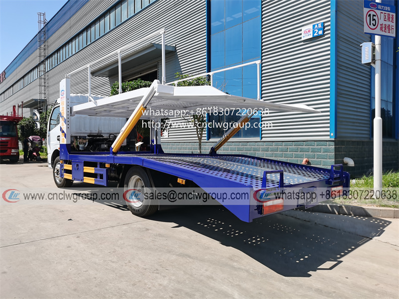 Dongfeng 2 two-position car carrier truck