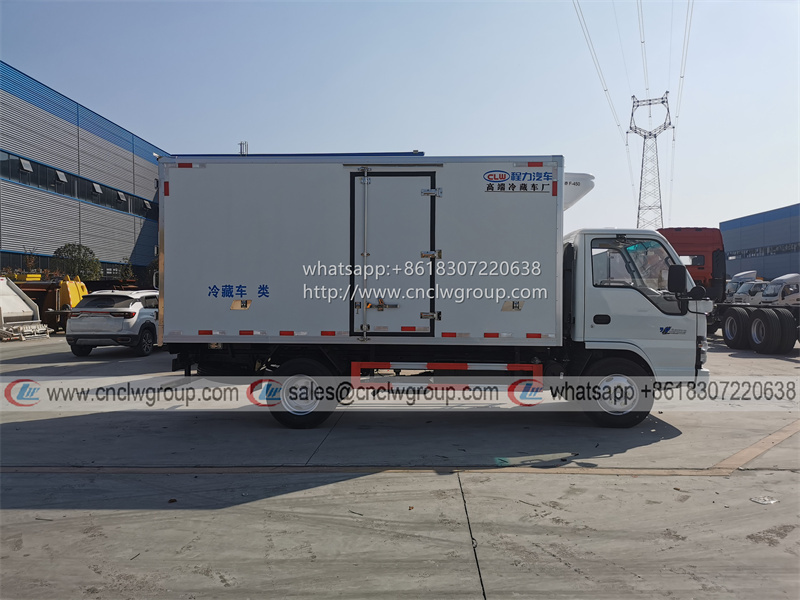 ISUZU 600P 14ft Refrigerated Truck