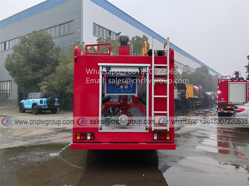 ISUZU 600P 3000 liter water tanker fire truck