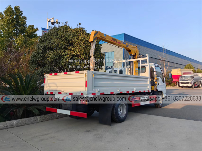 ISUZU 100P/NKR 2 Ton Truck Mounted Crane