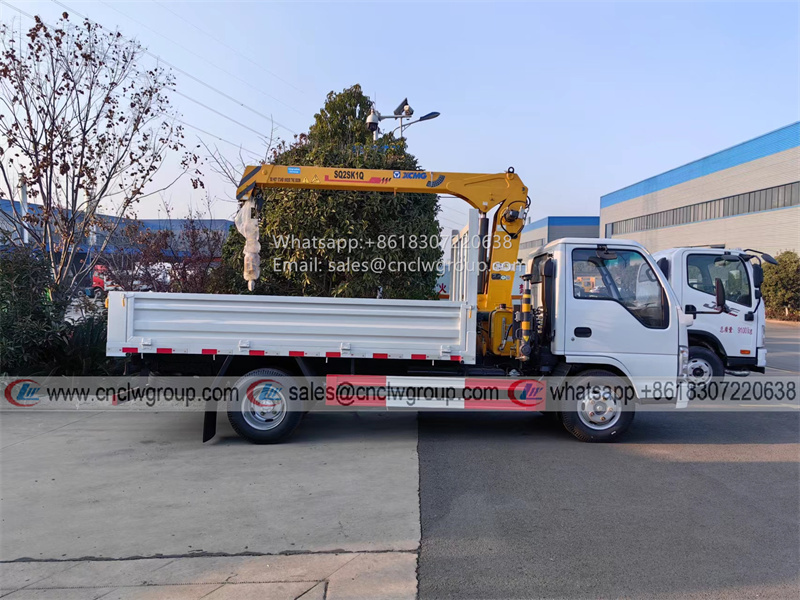 ISUZU 100P/NKR 2 Ton Truck Mounted Crane
