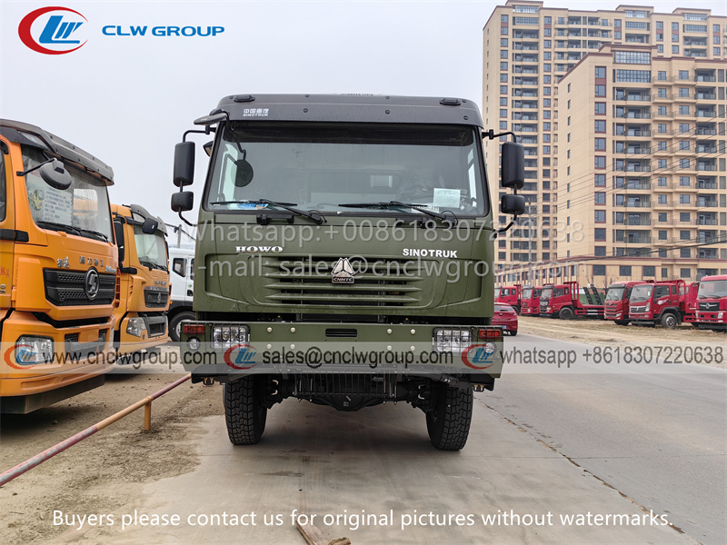 Sinotruk HOWO 4x4 Refrigerator Truck