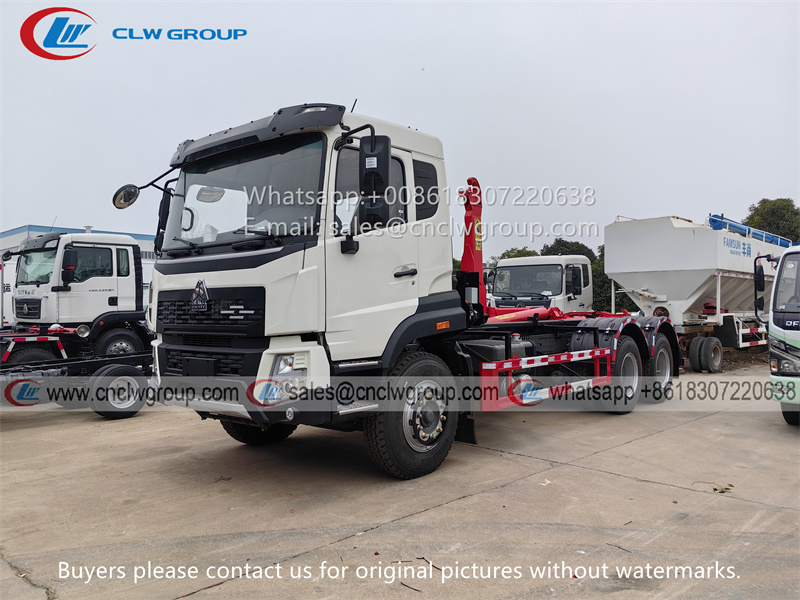HOWO V7 20 ton 25 ton hook lift garbage truck