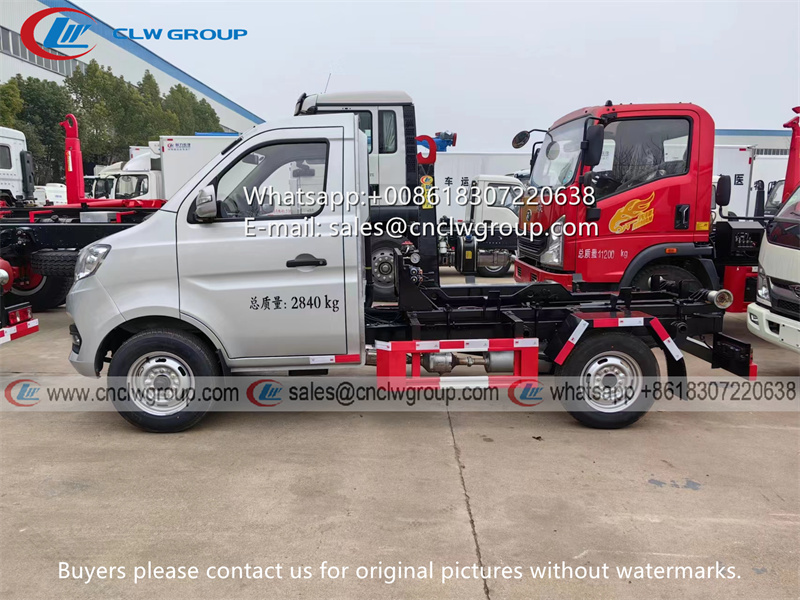 Changan 1 ton 2 ton hook lift garbage truck