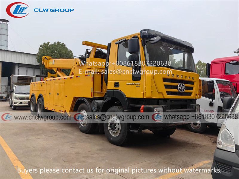 IVECO Hongyan 30t rotary wrecker truck