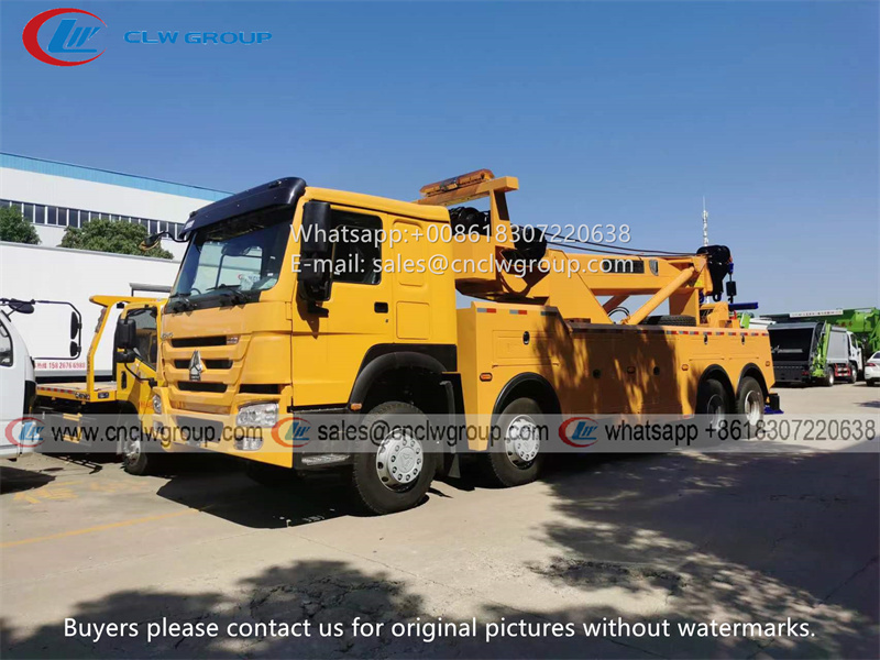HOWO 8x4 50T rotary wrecker tow truck