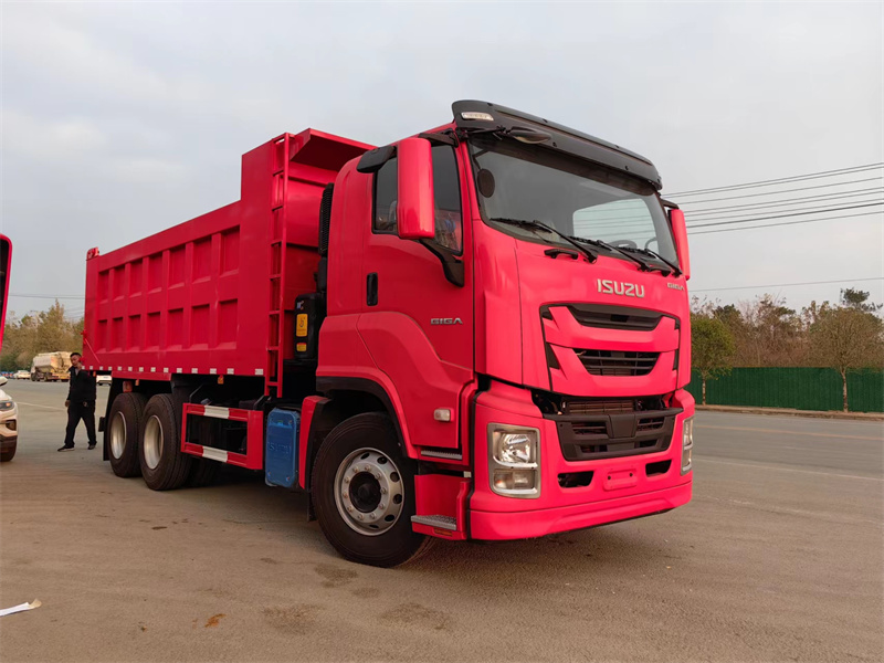 ISUZU GIGA 10 Wheeler 20-25 ton Dump Truck