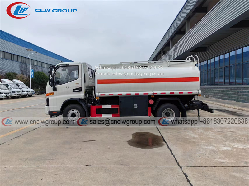 JAC 6000 liter fuel dispenser truck