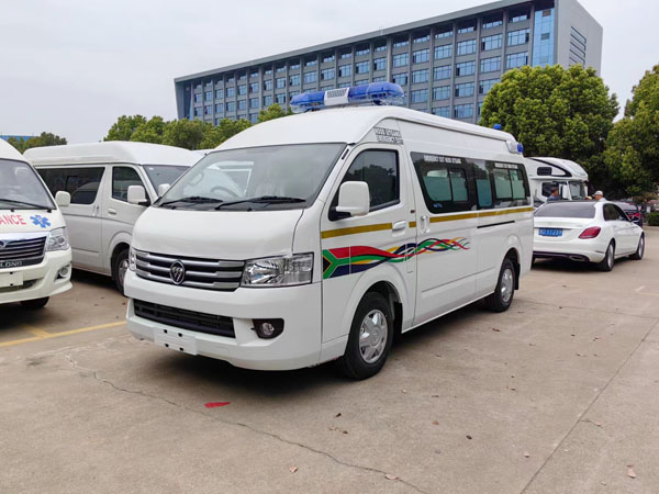 Foton RHD emergency rescue ambulance exported to South Africa transport patients to hospital