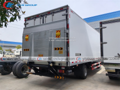 ISUZU NPR 18ft Refrigerator Van Frozen Goods Transport Truck with Hydraulic Lift Tailplate