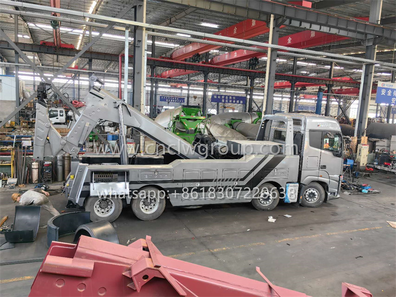 FOTON AMT 8x4 CUMMINS 580HP 30 Ton Wrecker Tow Truck with air