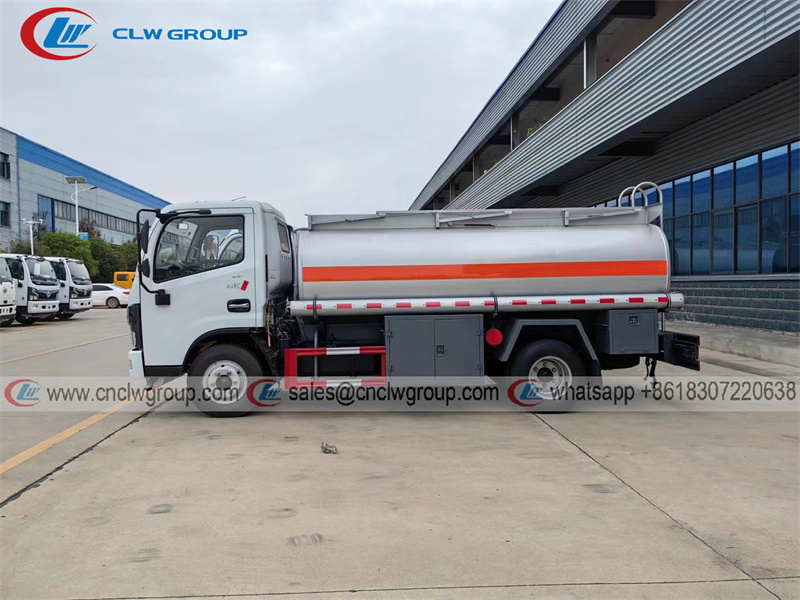 Dongfeng new head 5000 liter fuel dispenser truck price