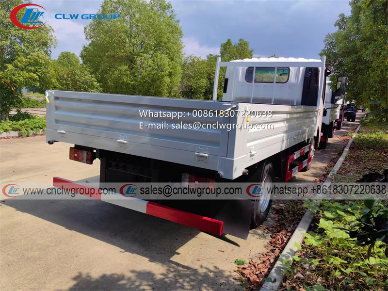 ISUZU KV100 14ft 5t fence cargo truck