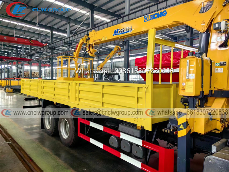 HOWO 6x4 Truck Mounted XCMG 6.3 Ton Boom Crane & 200kg load basket