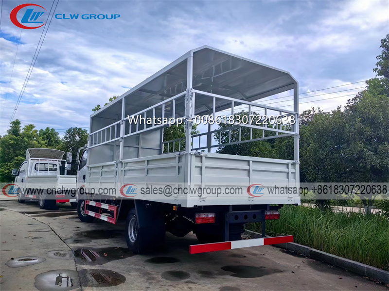 CLW 4x2 4x4 20-26 Seats Troop Carrier Truck