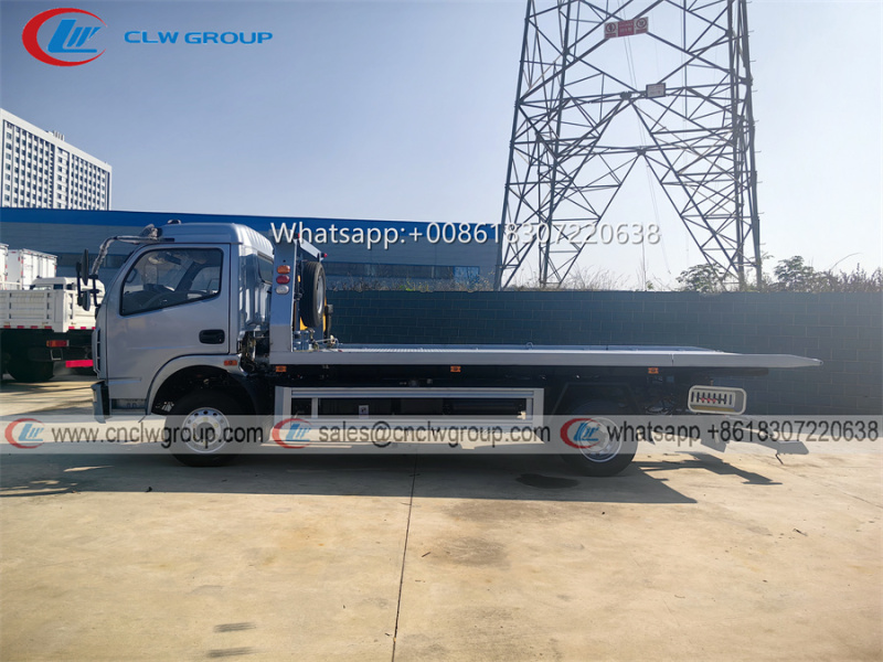 Chengli CLW 4x2 4 ton flatbed wrecker tow truck
