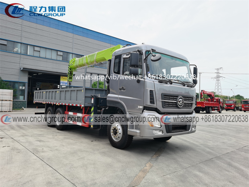 CLW 6x4 boom crane truck with 12 ton telescopic crane