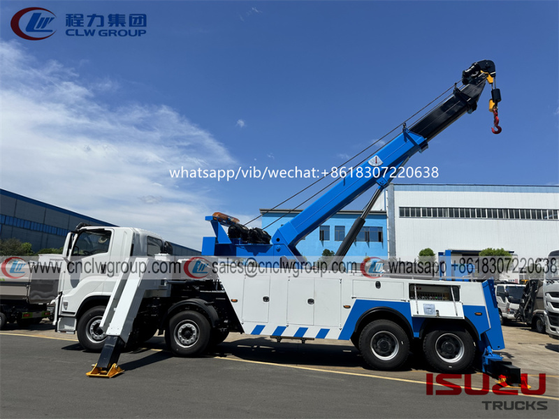 ISUZU GIGA 30T Rotator Wrecker Truck