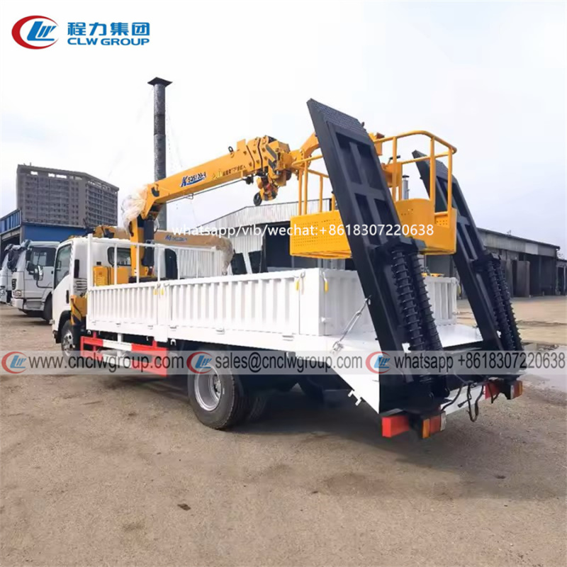 ISUZU FRR flatbed truck mounted 4t crane and working basket