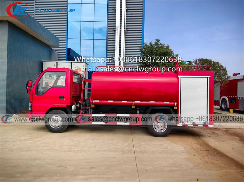ISUZU 600P 4000L water tanker fire truck with sprinkler
