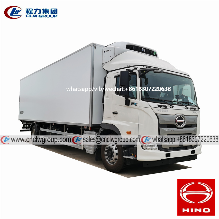 Japan HINO 700 10~15 ton 9.5m refrigerated truck 31 feet