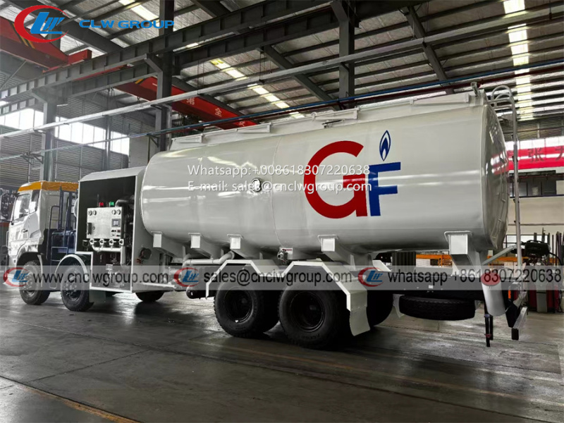 Dongfeng 8x4 30000 liter Aircraft Refueler Aviation Kerosene Fuel Refueler Tank Truck