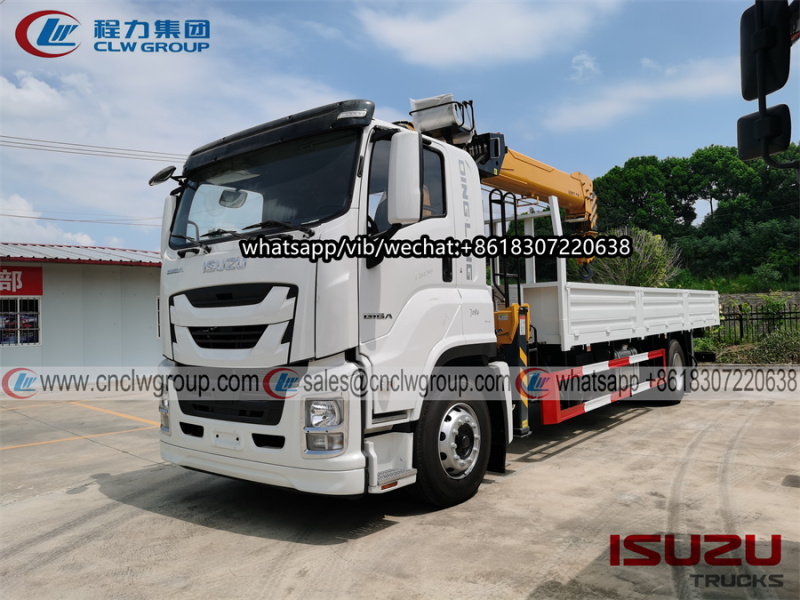 ISUZU GIGA FTR 4x2 10 ton crane truck