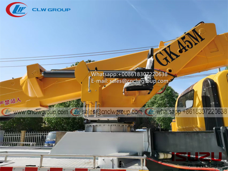 ISUZU 700P 45m aerial platform truck
